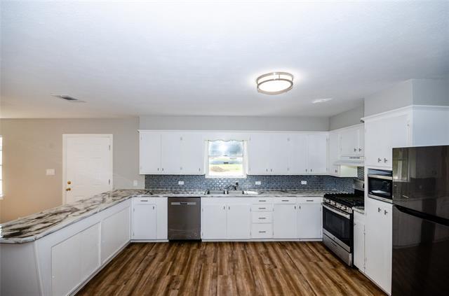 Building Photo - 104 Cole St