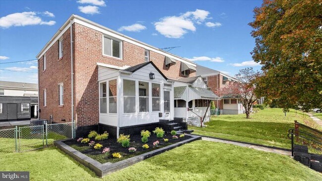 Building Photo - 2529 Liberty Pkwy