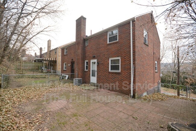 Primary Photo - 2025 Fairland St