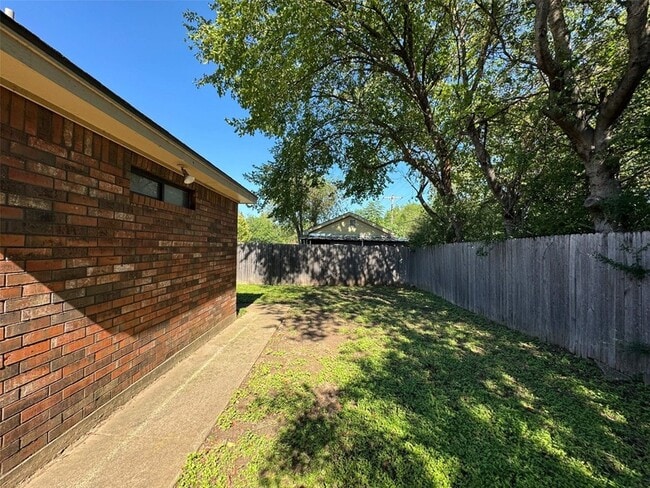 Primary Photo - 1244 Misty Ln