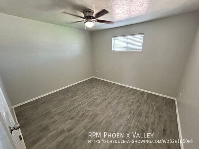 Building Photo - 4837 E Willetta St