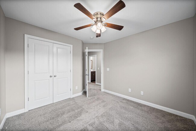 Building Photo - 1172 Meadowhill Ln