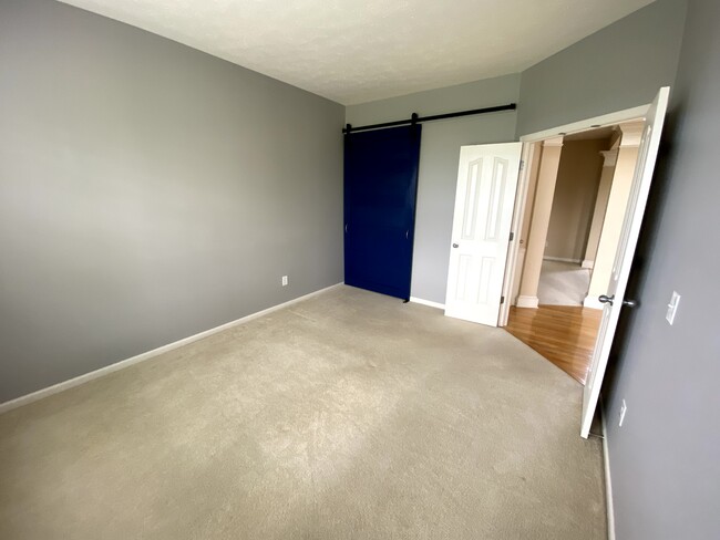 Library / Main Floor Bedroom - 14295 Chariots Whisper Dr