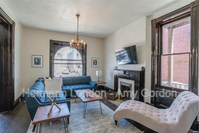Building Photo - 3922 Castleman Ave