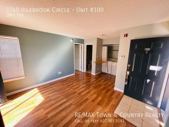 Building Photo - 3740 Idlebrook Cir