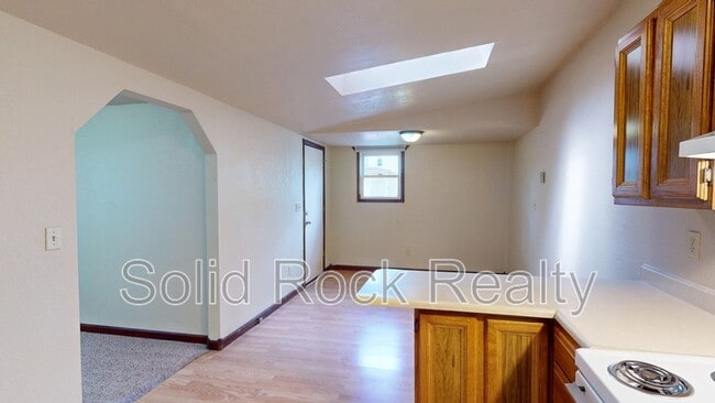 Building Photo - 511 E Cache La Poudre St