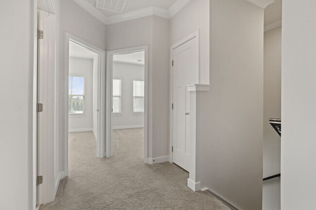 Building Photo - 117 Eagle Wood Dr
