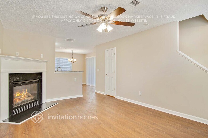 Building Photo - 263 Coral Cir