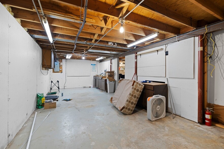 Building Photo - 2720 N McDonald St