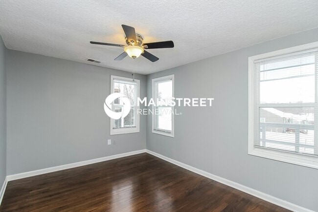 Building Photo - 3 Bedroom Pet-Friendly Home in Kansas City...