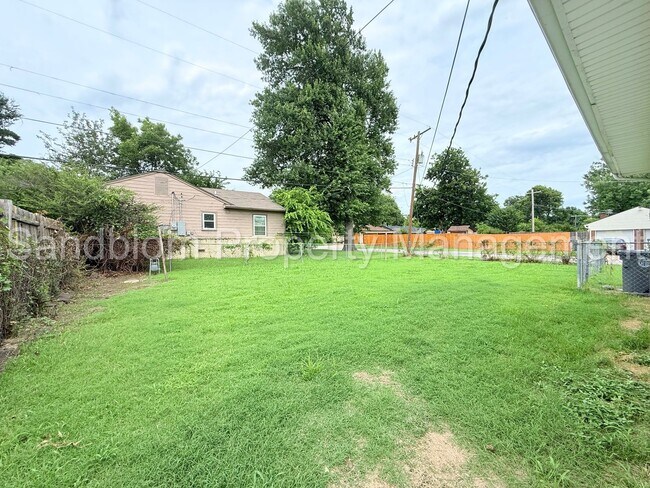 Building Photo - For Lease | Mayo Meadow | $1200 Rent