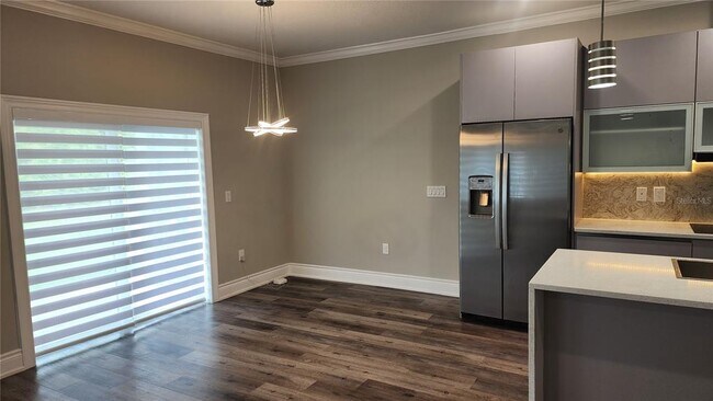 Building Photo - 1968 Greenbriar Ter