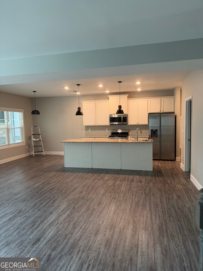 Building Photo - 1120 Riverwalk Manor Dr