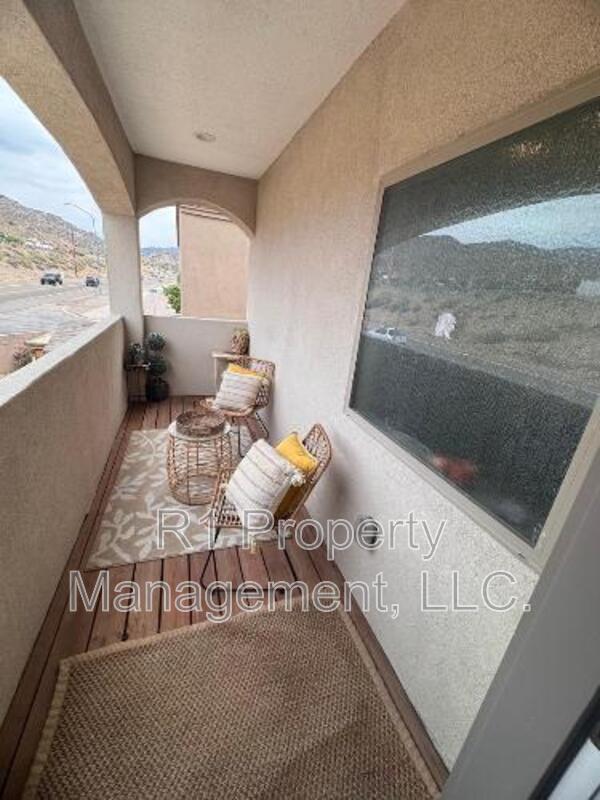 Building Photo - 13727 Covered Wagon Ave SE