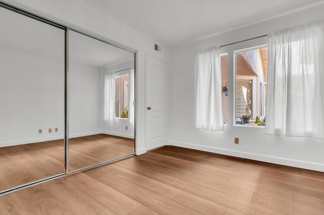 Building Photo - 54 Via Candelaria