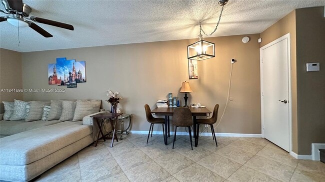 Building Photo - 4260 Village Dr