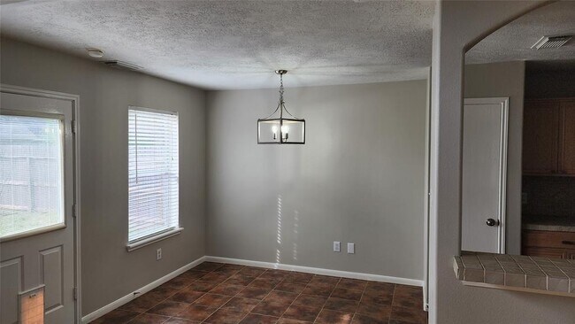 Building Photo - 6819 Highwind Bend Ln