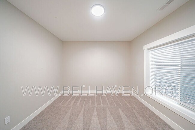 Building Photo - 1483 Fremont Ave