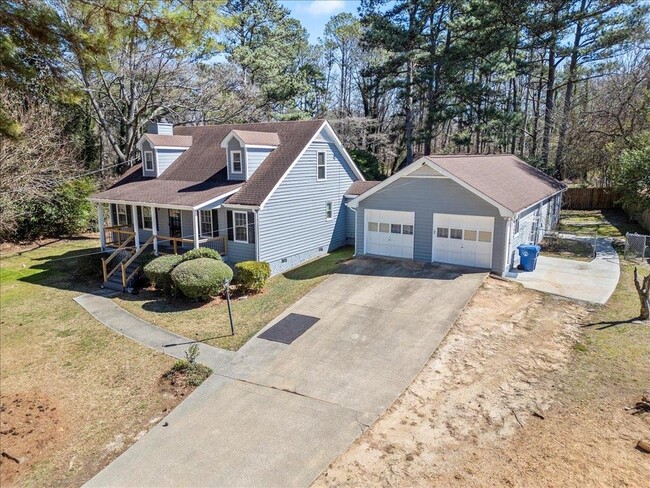 Building Photo - 150 Forest Ridge Ct SW