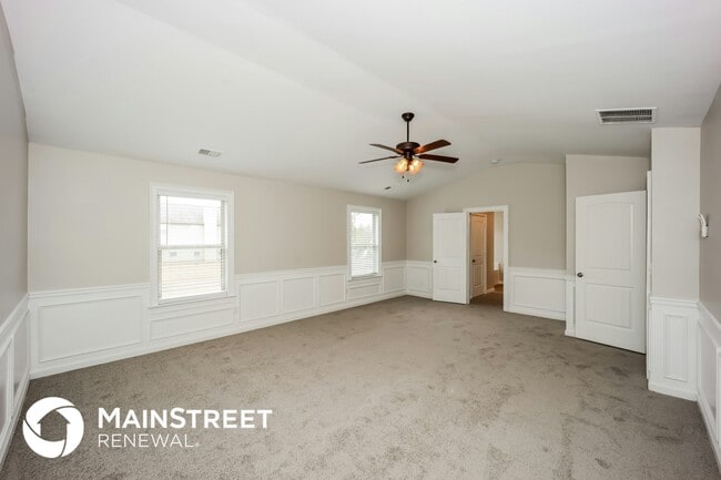 Building Photo - 217 Chert Way