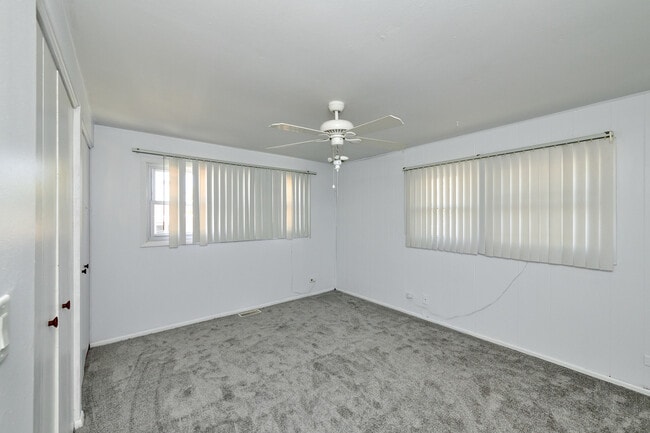 Building Photo - 1613 Hartmann Dr