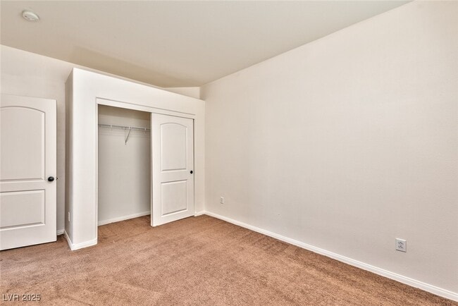 Building Photo - 9109 Fusion Dr