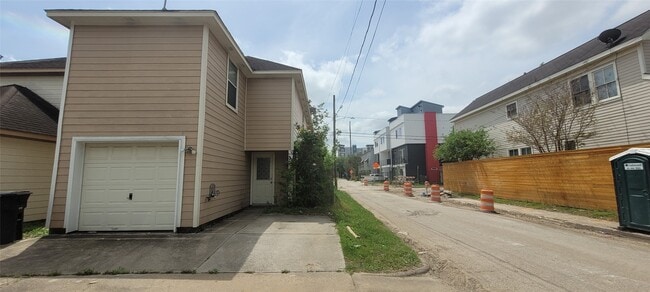 Building Photo - 1426 Ruthven St