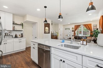 Building Photo - 345 Wesmond Dr