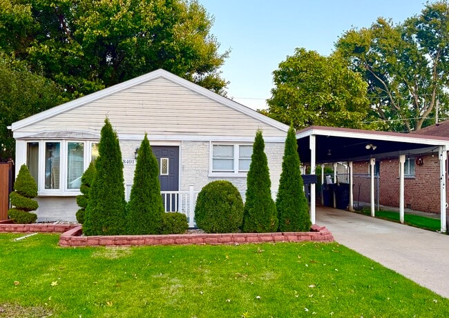 Primary Photo - 8401 S Scottsdale Ave