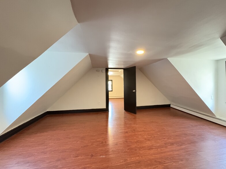 Building Photo - 422 Fulton St