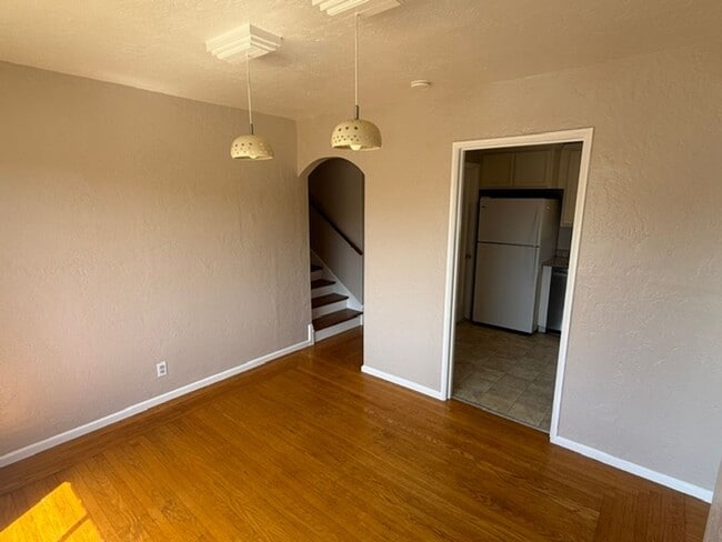 Building Photo - 3-Bedroom Single Family Home in Richmond Annex / El Cerrito Area