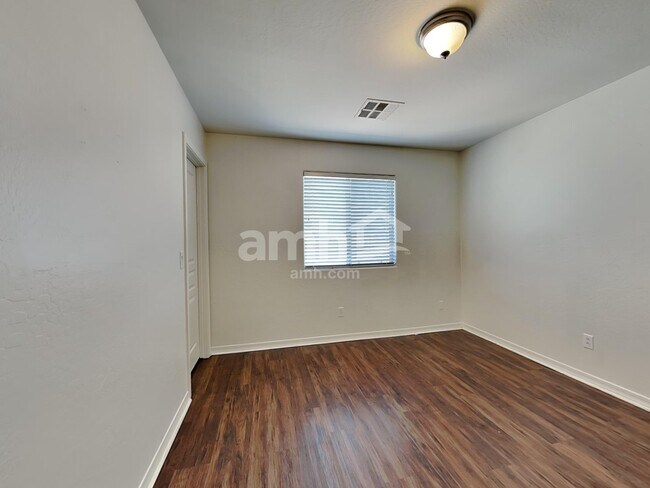 Building Photo - 10317 W Toronto Way