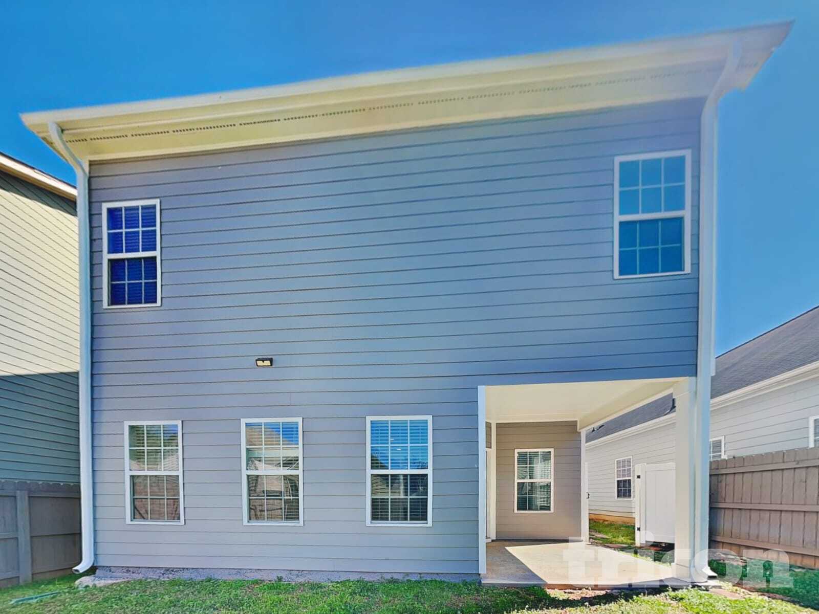 Building Photo - 21 Howard Ave