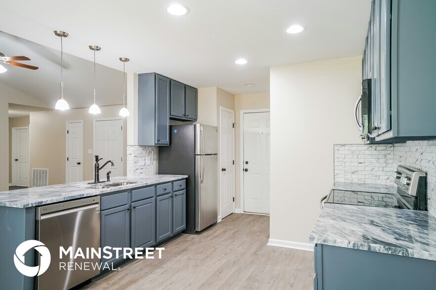 Building Photo - 220 Cross Current Ln