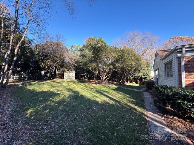 Building Photo - 3917 Kitley Pl