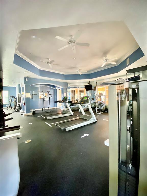 Building Photo - 5447 Vineland Rd