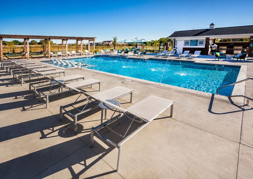 Flats at Spring Mill Station 510 Morning Oaks Dr Westfield IN 46074