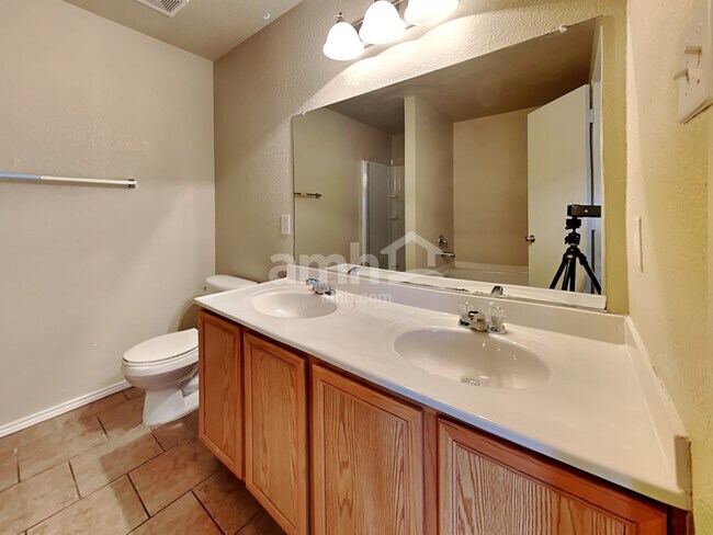 Building Photo - 749 San Felipe Trail