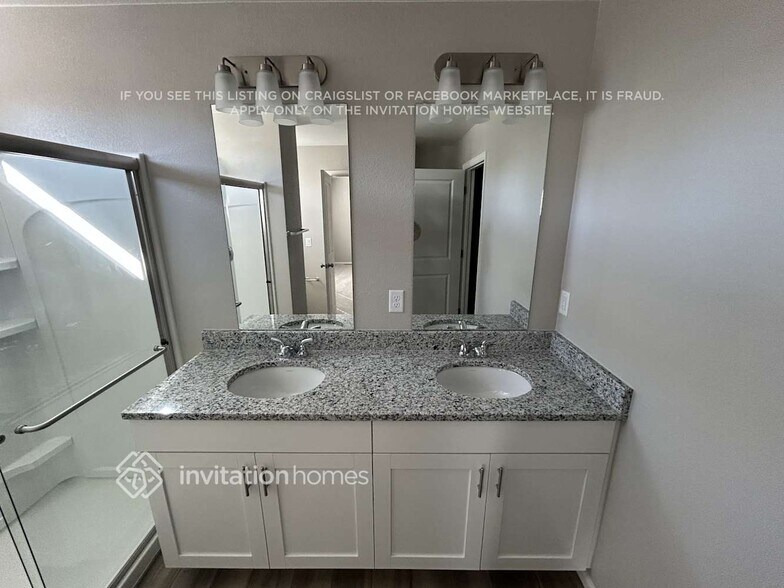 Building Photo - 22272 E 39th Ave