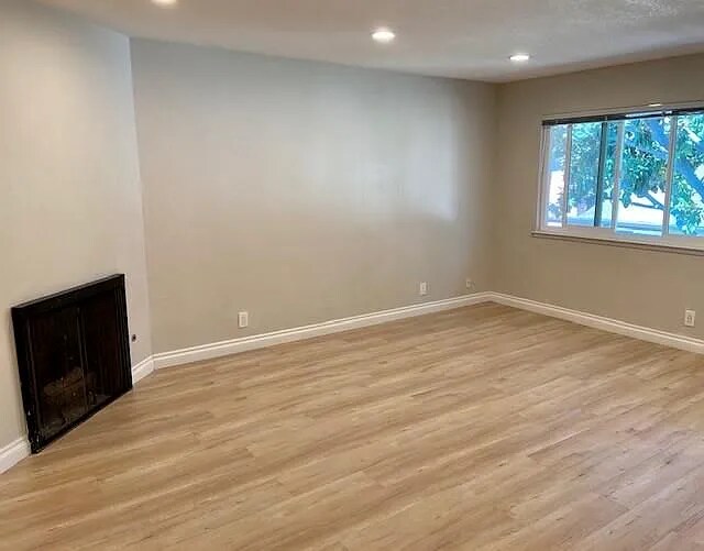 Building Photo - 1251 W Mc Kinley Ave