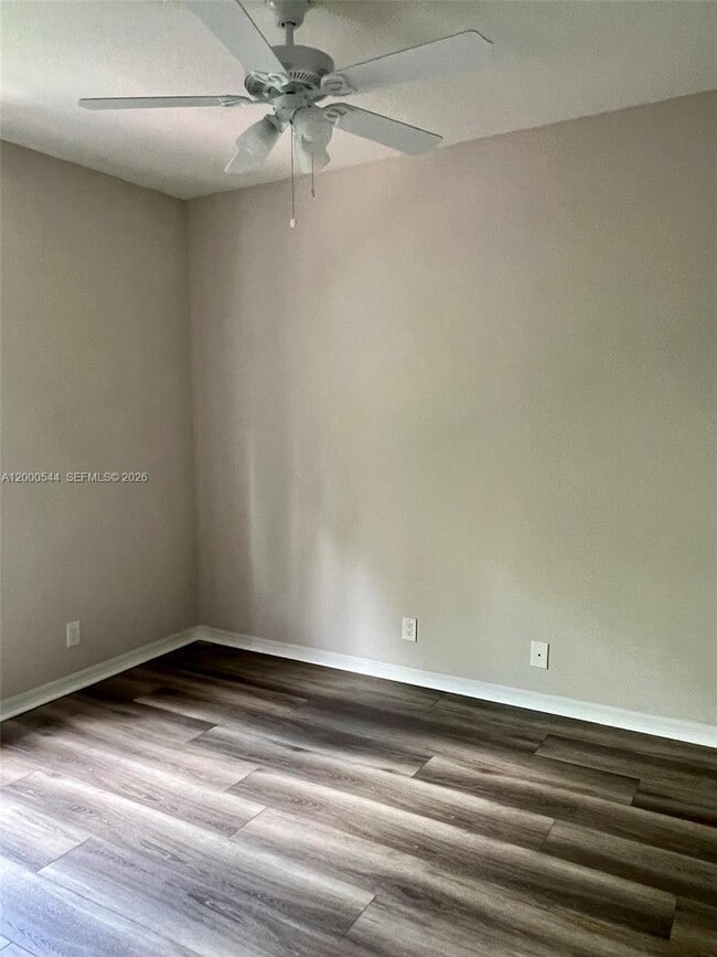 Building Photo - 312 Talia Cir