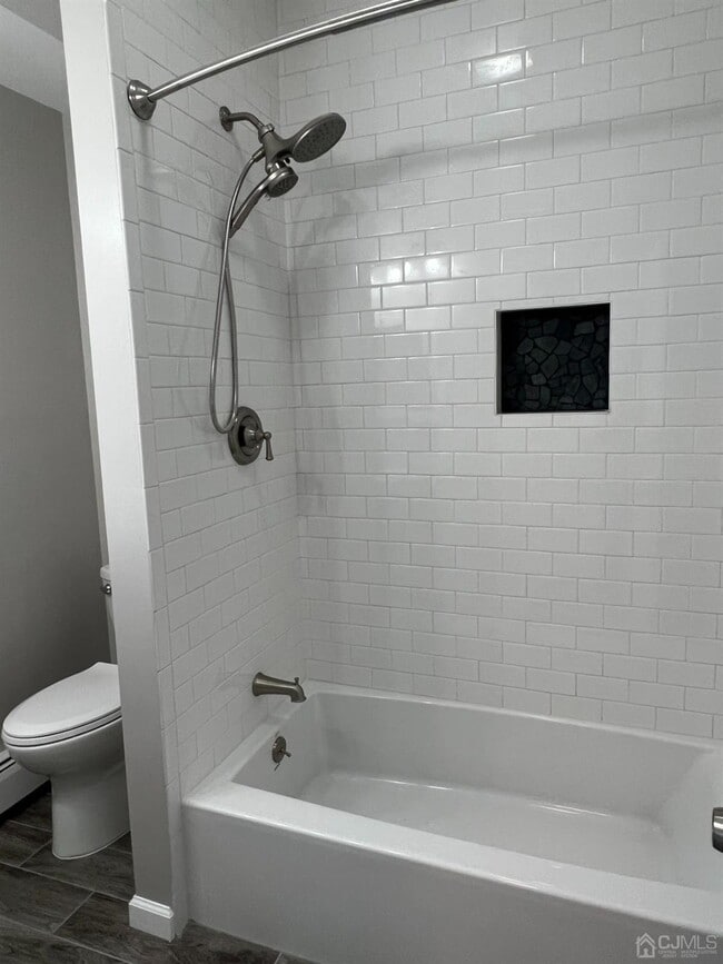Building Photo - 436 Elsie Ave