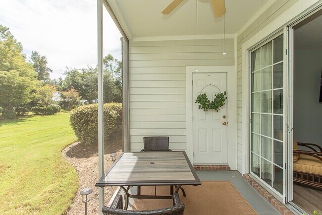Building Photo - 5801 Oyster Catcher Dr