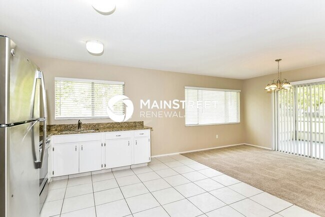 Building Photo - 3 Bedroom Pet-Friendly Home in North Port, FL with Main Street Renewal