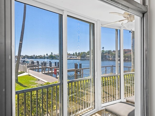 Building Photo - 3212 S Ocean Blvd