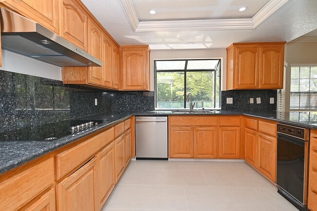 Building Photo - $5,900 - GORGEOUS 4 BEDROOM HOME IN MISSION SAN JOSE NEIGHBORHOOD