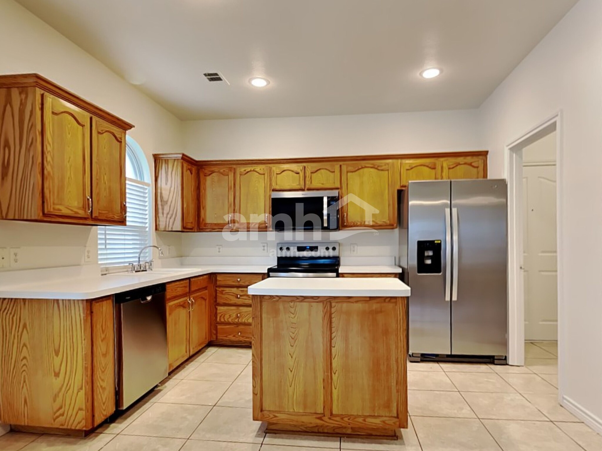 Building Photo - 10608 Cloisters Dr
