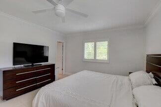 Building Photo - 4180 NW 5th Ave