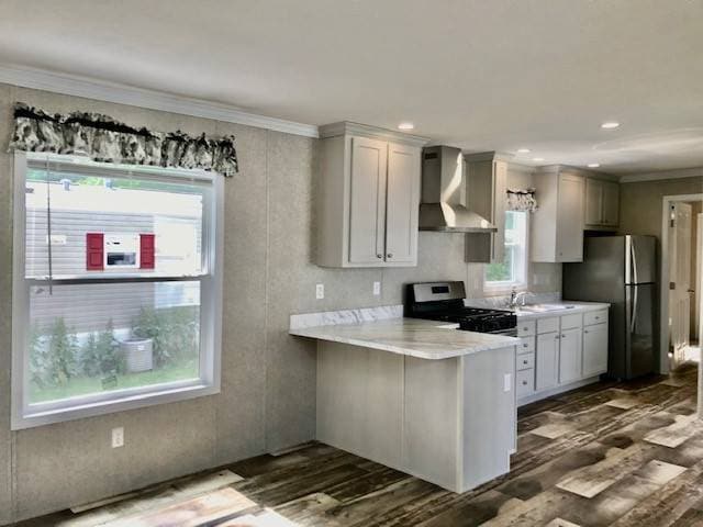 Building Photo - 121 Fernald Dr