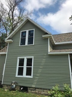 Building Photo - 1326 W 4th St